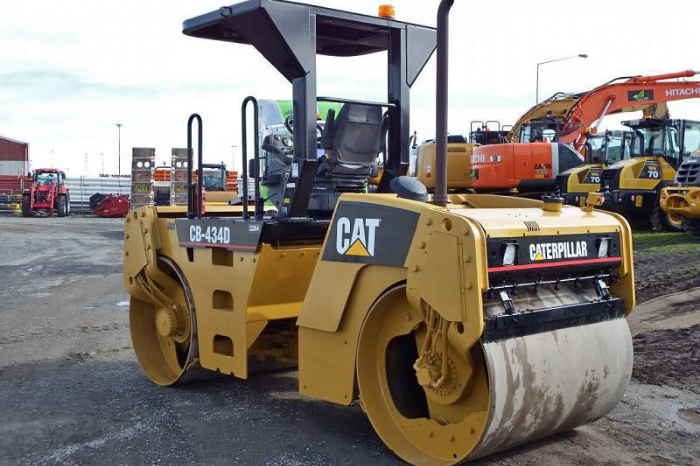 Cat CB434D